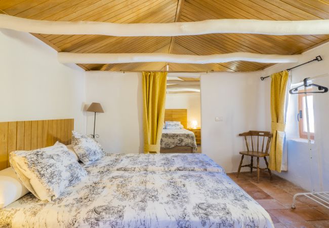Dormitorio de esta finca en Coín