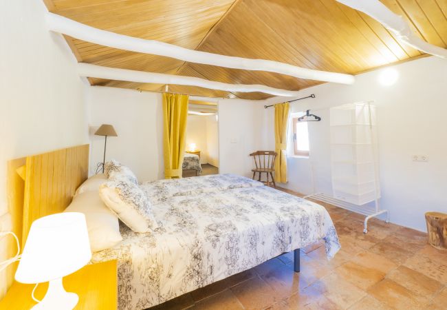 Dormitorio de esta finca en Coín