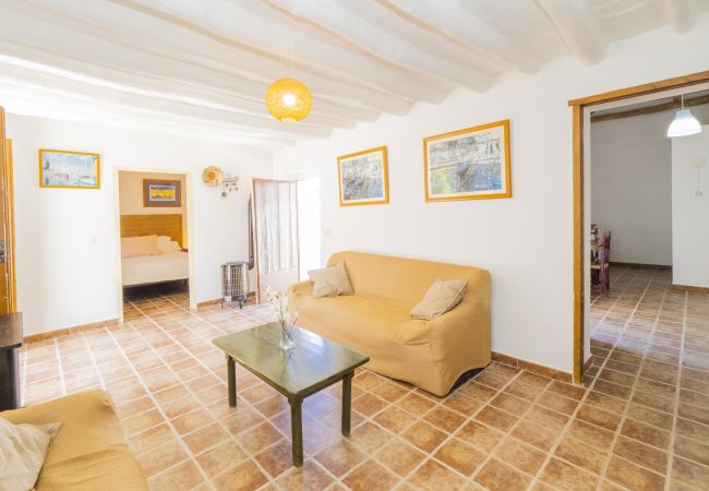 Salón de esta finca en Coín