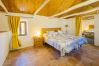 Dormitorio de esta finca en Coín