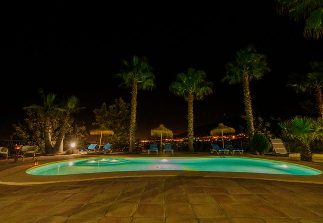Piscina privada de esta Finca en Alhaurín el Grande