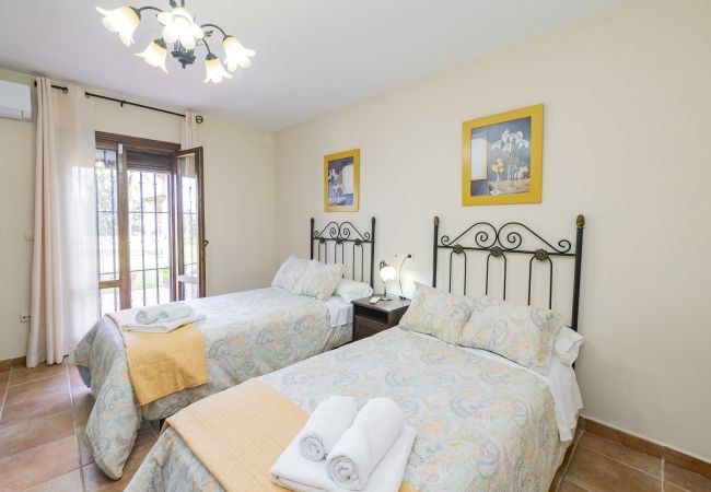 Casa rural en Alhaurín el Grande - Cubo's Finca La Deseada