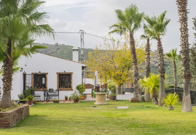 Casa rural en Alhaurín el Grande - Cubo's Finca La Deseada