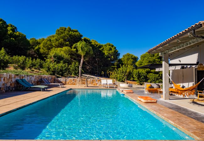 Casa rural en Alhaurín el Grande - Cubo's Villa Loft El Parador de la Sierra