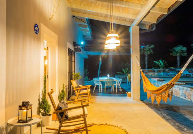 Casa rural en Alhaurín el Grande - Cubo's Villa Loft El Parador de la Sierra