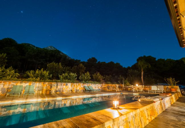 Casa rural en Alhaurín el Grande - Cubo's Villa Loft El Parador de la Sierra
