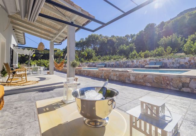 Casa rural en Alhaurín el Grande - Cubo's Villa Loft El Parador de la Sierra