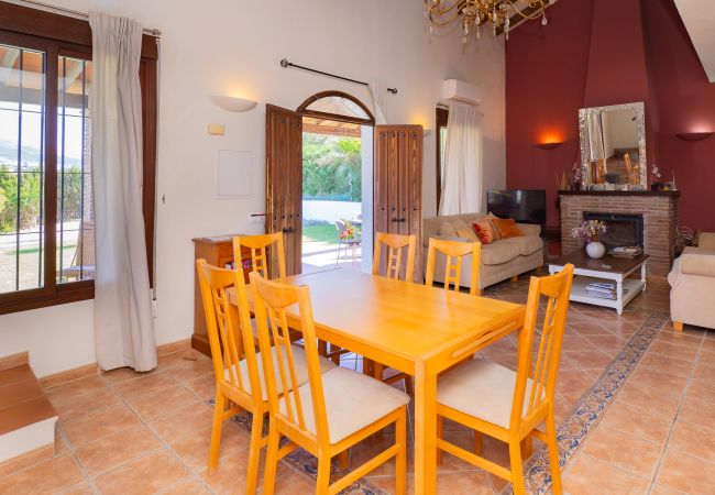 Casa rural en Alhaurín el Grande - Cubo's Finca Tallulah