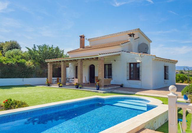Casa rural con piscina para 6 personas en Alhaurín.
