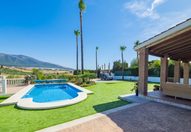 Casa rural en Alhaurín el Grande - Cubo's Finca Tallulah