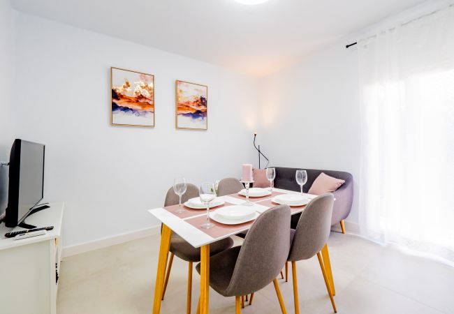 Apartamento en Cártama - Cubo's Urban Miranda Apartment