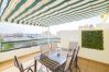Terraza con vistas al mar | Cubo's Holiday Homes