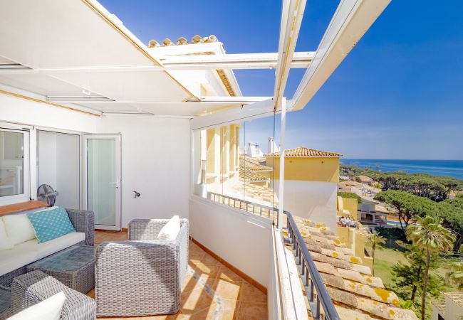 Apartamento en Marbella - Cubo's Penthouse Cabopino Port Marbella +Parking