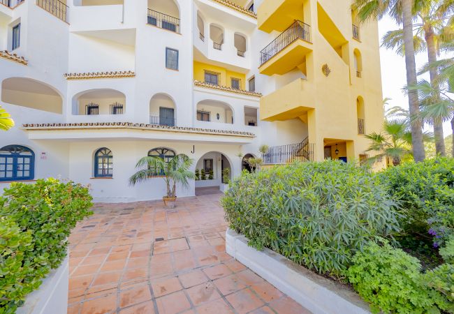 Apartamento en Marbella - Cubo's Penthouse Cabopino Port Marbella +Parking