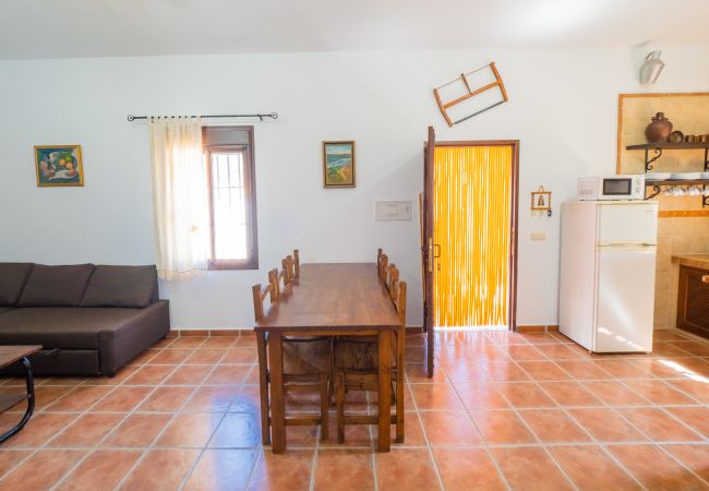 salón comedor, cocina, casa rural