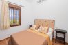 dormitorio, casa rural, aire acondicionado