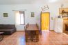 salón comedor, cocina, casa rural