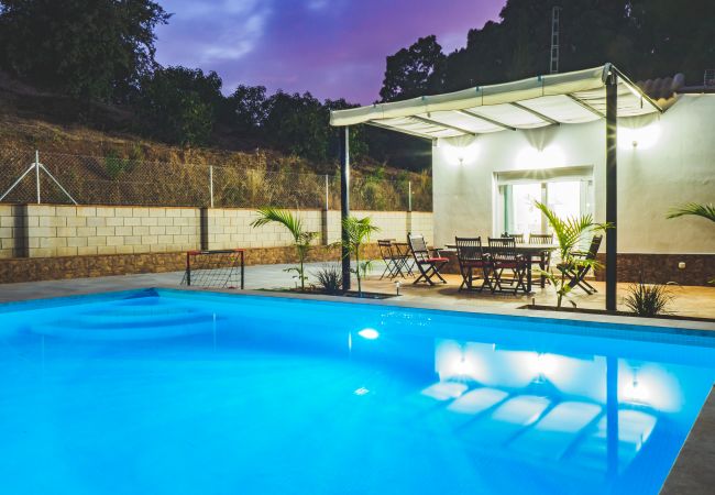 Casa rural en Alhaurín el Grande - Cubo's Finca Armonia