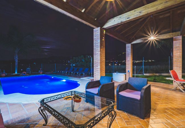 Casa rural en Alhaurín el Grande - Cubo's Villa Teresa