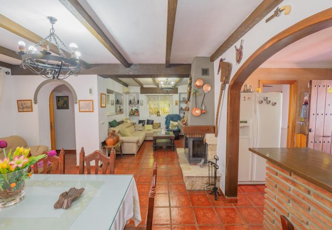 Villa en Estación de Cártama - Cubo's Villa Mariposa Cartama