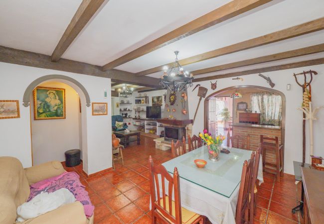 Villa en Estación de Cártama - Cubo's Villa Mariposa Cartama