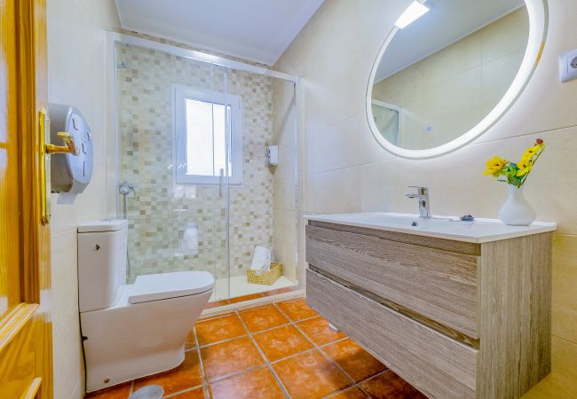 Villa en Estación de Cártama - Cubo's Villa Mariposa Cartama
