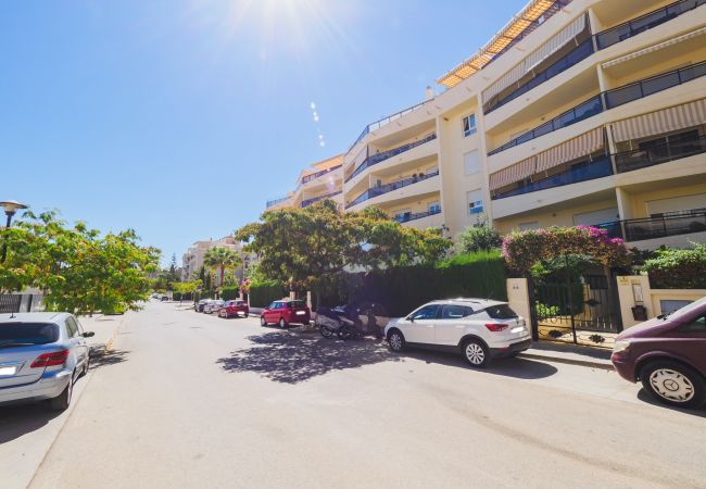 Apartamento en Torremolinos - Cubo's Urban Brigitte Torremolinos & Parking