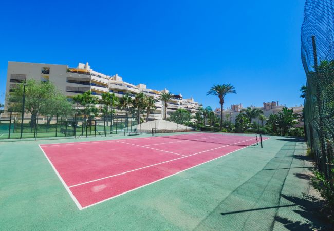 Apartamento en Torremolinos - Cubo's Urban Brigitte Torremolinos & Parking