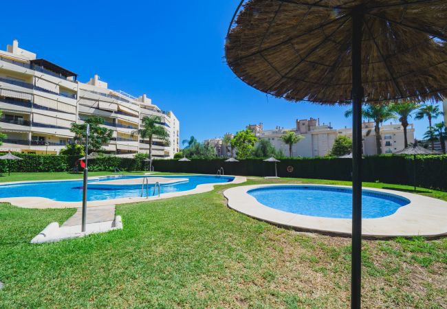 Apartamento en Torremolinos - Cubo's Urban Brigitte Torremolinos & Parking