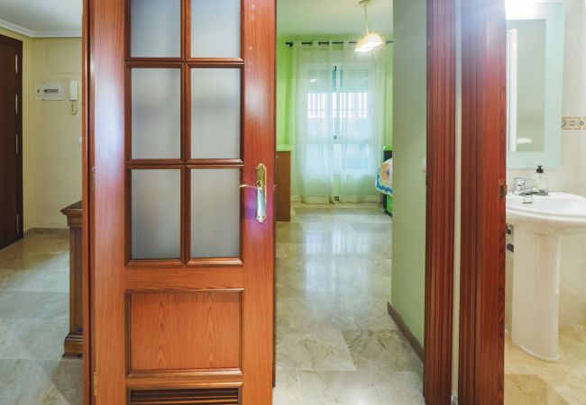 Apartamento en Torremolinos - Cubo's Urban Brigitte Torremolinos & Parking