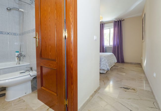Apartamento en Torremolinos - Cubo's Urban Brigitte Torremolinos & Parking