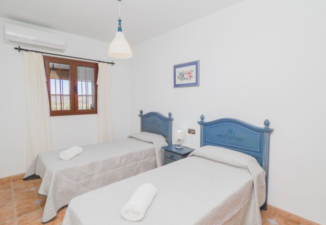 Casa rural en Alhaurín el Grande - Cubo's Villa Ainhoa