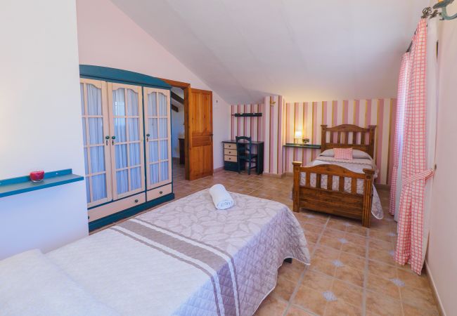 Casa rural en Alhaurín el Grande - Cubo's Villa Ainhoa