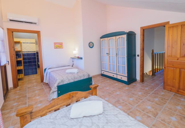 Casa rural en Alhaurín el Grande - Cubo's Villa Ainhoa