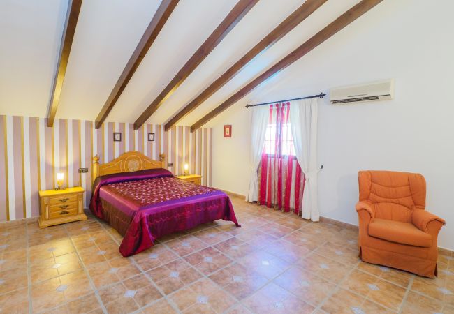 Casa rural en Alhaurín el Grande - Cubo's Villa Ainhoa