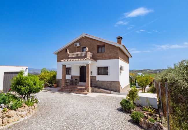 Casa rural en Alhaurín el Grande - Cubo's Villa Ainhoa