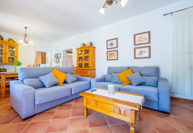 Casa rural en Alhaurín el Grande - Cubo's Finca Los Acebuches