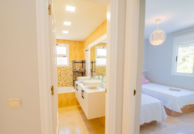 Apartamento en Mijas Costa - Cubo's Luna Beach Mijas Costa