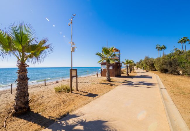 Apartamento en Mijas Costa - Cubo's Luna Beach Mijas Costa