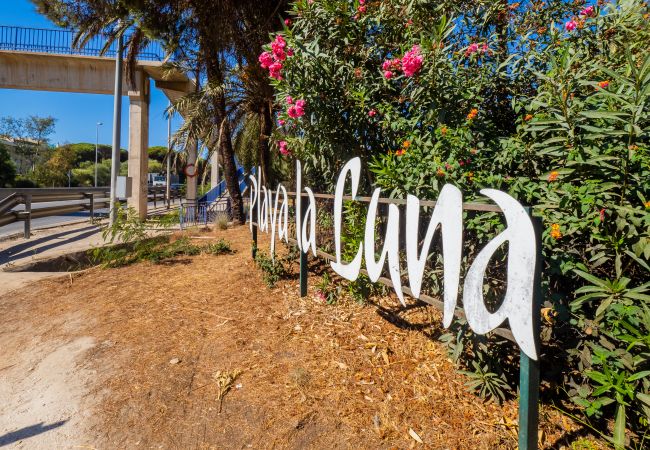 Apartamento en Mijas Costa - Cubo's Luna Beach Mijas Costa