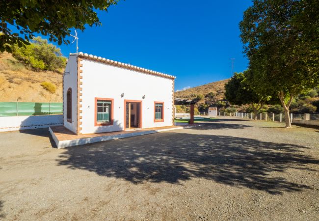 Casa rural en Pizarra - Cubo's Finca La Curva High Privacy