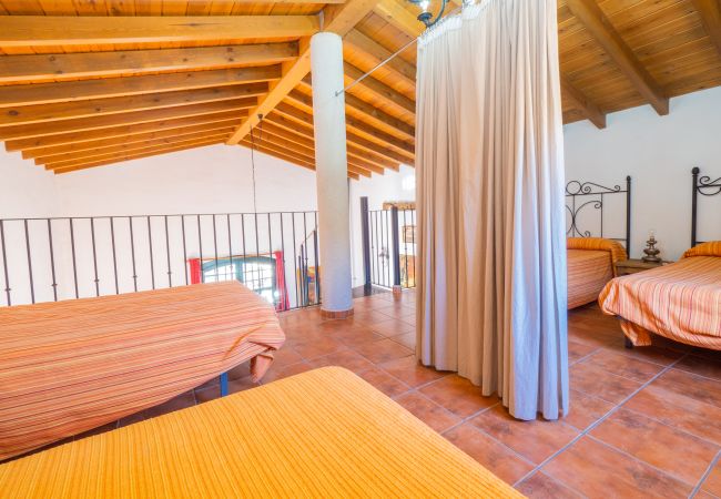 Casa rural en Pizarra - Cubo's Finca La Curva High Privacy