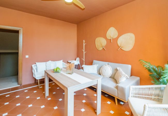 Apartamento en Marbella - Cubo's Beach & Parking Jardines de Don Carlos