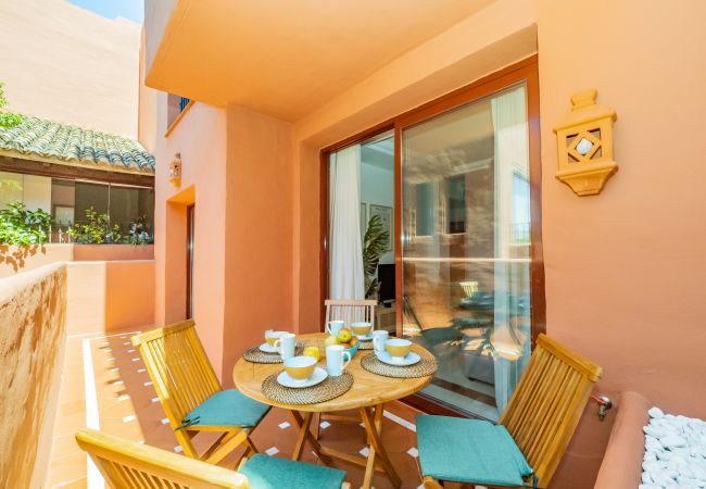 Apartamento en Marbella - Cubo's Beach & Parking Jardines de Don Carlos