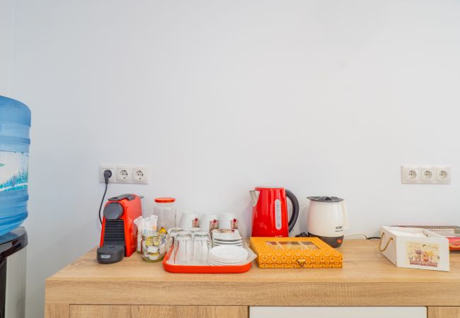 Alquiler por habitaciones en Torre de Benagalbon - Cubo's Hostal William's Sunny 1 with Breakfast