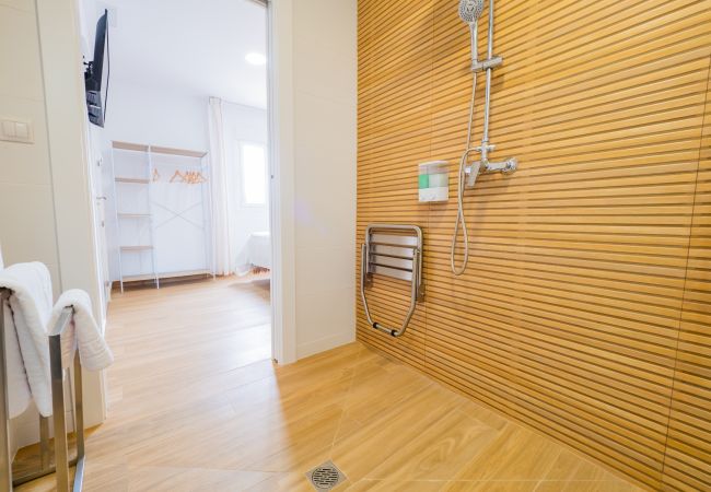 Alquiler por habitaciones en Torre de Benagalbon - Cubo's Hostal William's Sunny 1 with Breakfast