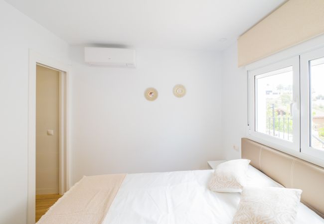 Alquiler por habitaciones en Torre de Benagalbon - Cubo's Hostal William's Sunny 2 with Breakfast