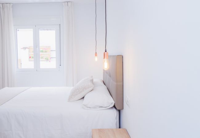 Alquiler por habitaciones en Torre de Benagalbon - Cubo's Hostal William's Sunny 4 with Breakfast