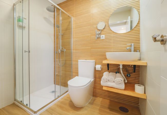 Alquiler por habitaciones en Torre de Benagalbon - Cubo's Hostal William's Sunny 5 with Breakfast