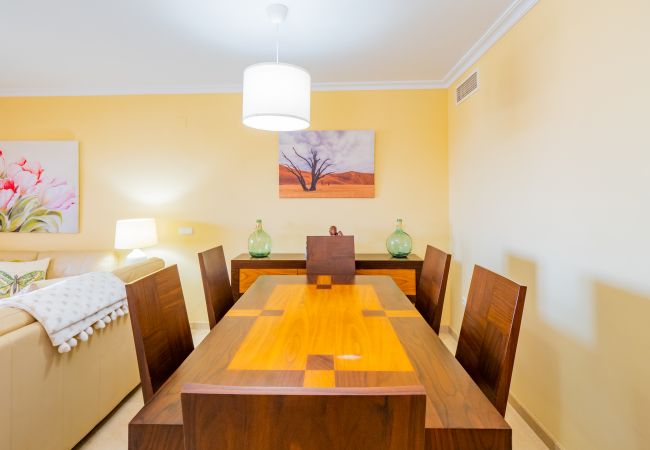 Apartamento en Ojen - Cubo's Marbella Hill View Golf